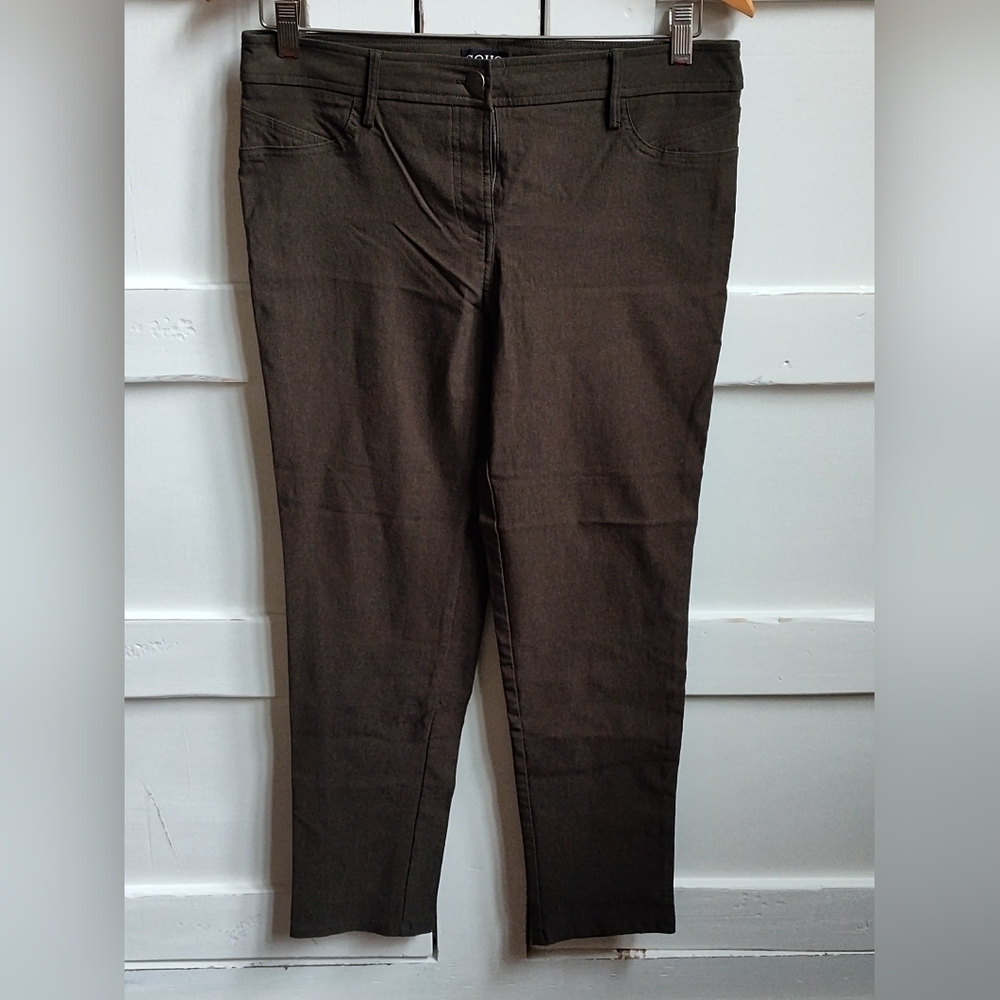 SOHO Apparel Ltd. Women's Olive Green Stretchy Skinny Pants | Size 6